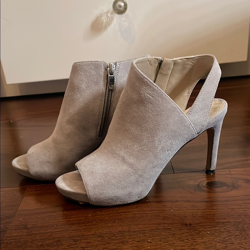 2/$10 Elegant Gray Women's Peep-Toe Heels